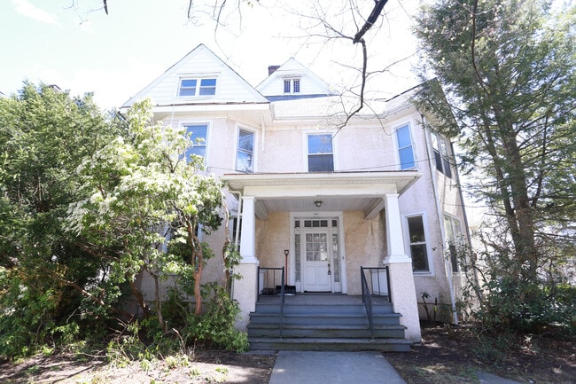 Primary Photo - 212 N 7th St