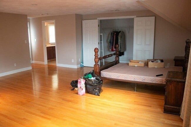 Building Photo - 4 Humphrey St