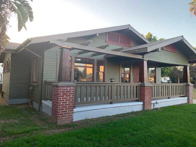 Front - 515 N Atlantic Blvd