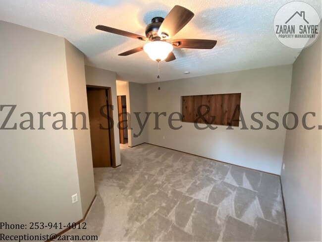 Building Photo - 428 - Spectacular Townhouse with Ultimate Privacy