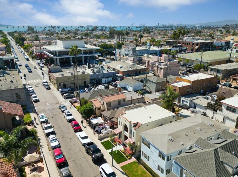 Building Photo - 211 Corona Ave