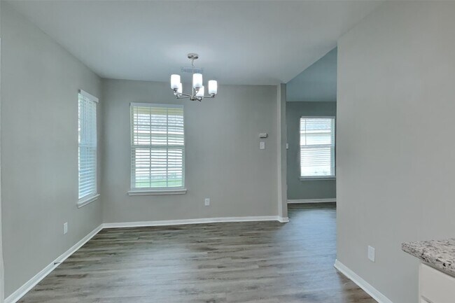 Building Photo - 19203 Canaras Ct