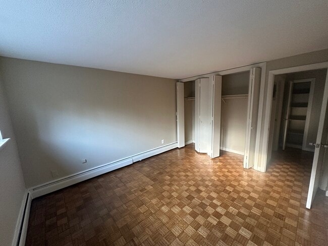 Building Photo - 375 Harvard St