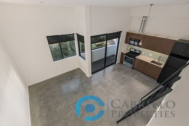 Building Photo - 2870 Fourth Avenue