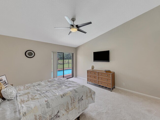 Building Photo - 7747 Villa Nova Dr