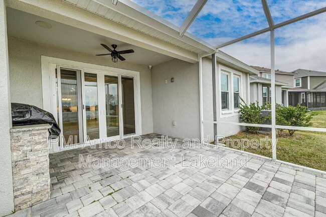 Building Photo - 2609 Village Lakes Blvd