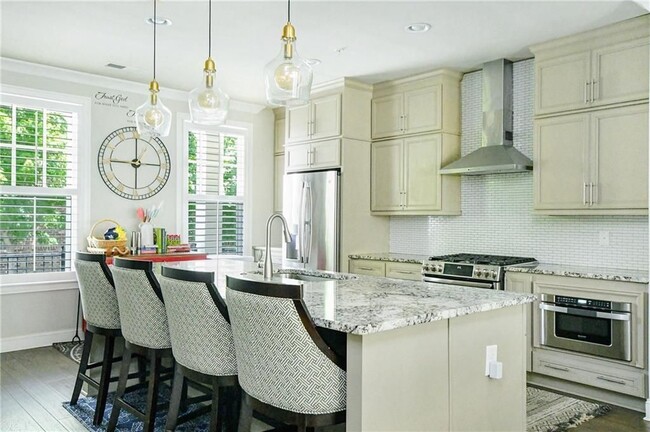 Building Photo - 535 Letchas Ln