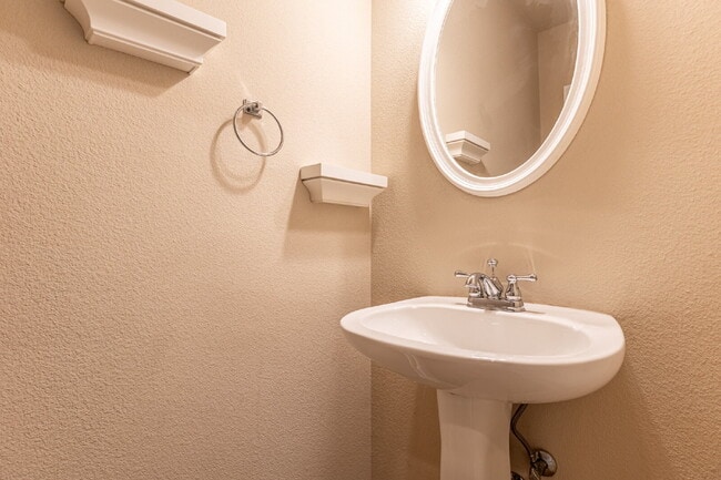 Building Photo - 630 Hookberry Trail