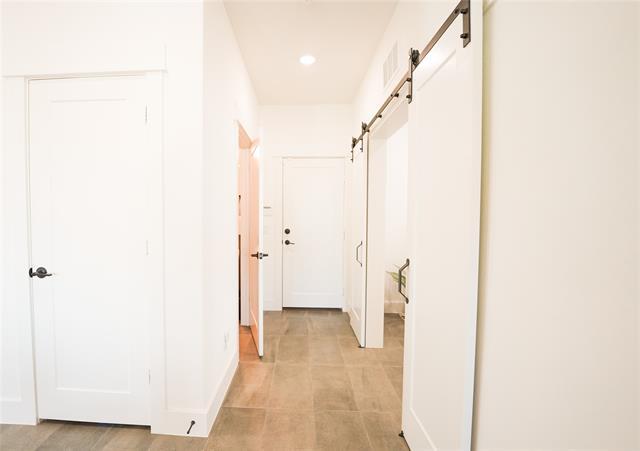 Building Photo - 7557 Donnelly Ave