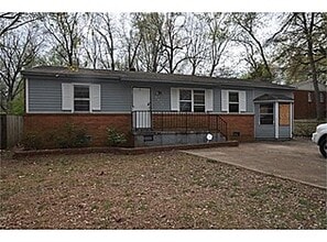 Building Photo - 2437 Corning Ave