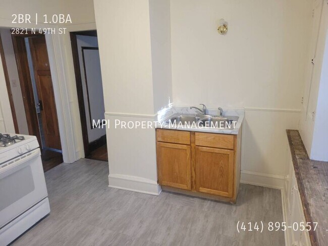 Building Photo - 2821 N 49th St