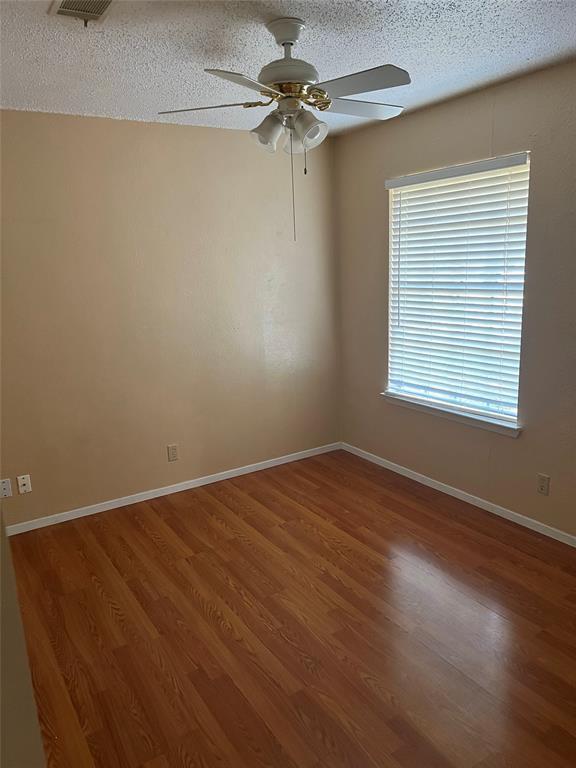 Building Photo - 8002 Clydesdale Dr