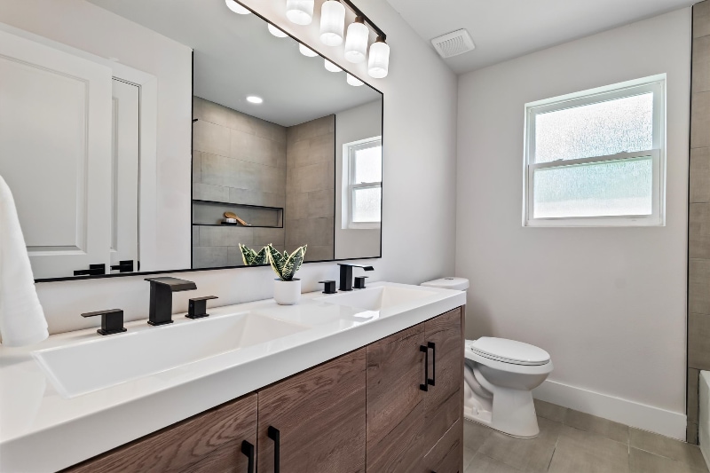 Building Photo - 8500 Gibbs Dr