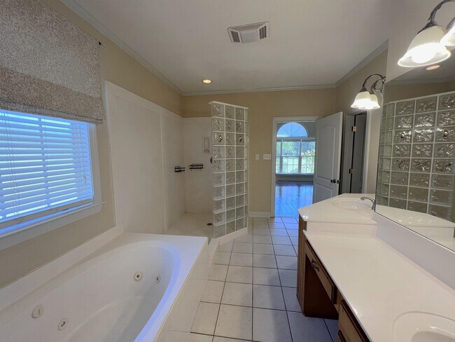 Building Photo - 850 Cold Creek Cove