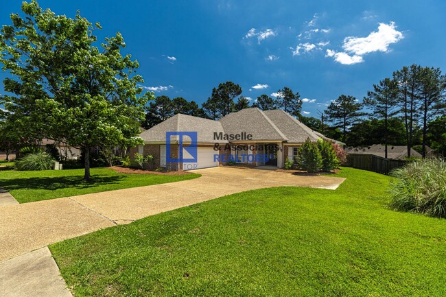 Building Photo - 4 Bed/3 Bath home Ashbrooke Subdivision Madison MS