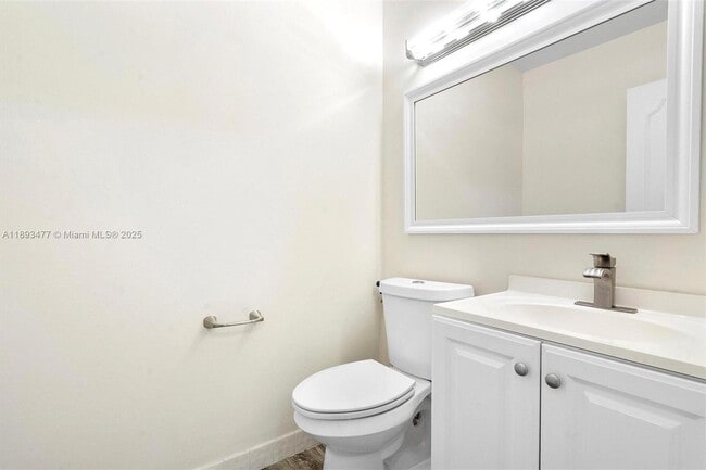 Building Photo - 20937 Bay Ct