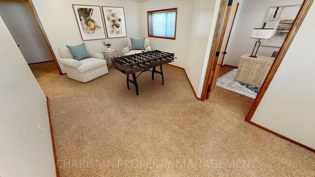 Building Photo - BEAUTIFUL & SPACIOUS 4 BD, 2 BA TOWNHOME WITH A FULLY EQUIPED KITCHEN, VAULTED CEILINGS, FIREPLAC...