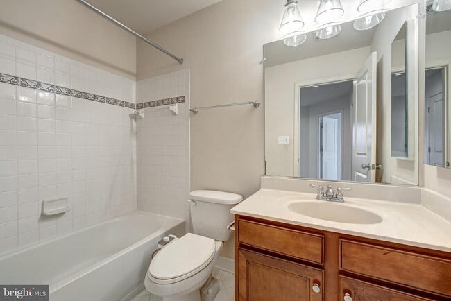 Building Photo - 42541 Dreamweaver Dr