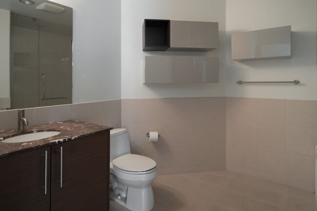 Building Photo - 338 Spear St