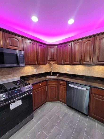 Building Photo - 3 Covington Ct