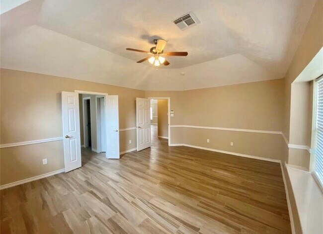 Building Photo - 5618 Indigo Trails Dr