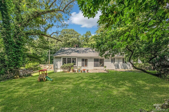 Building Photo - 9 Country Rd