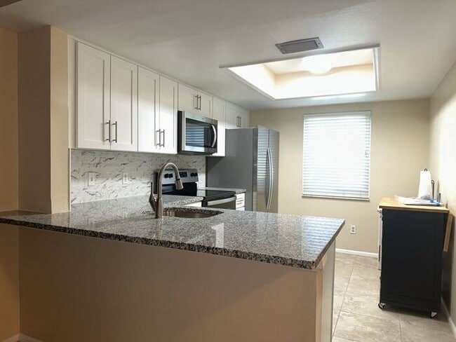 Building Photo - EASTLAKE WOODLANDS - GATED GOLF COMMUNITY