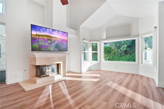 Building Photo - 24868 Paseo Primario