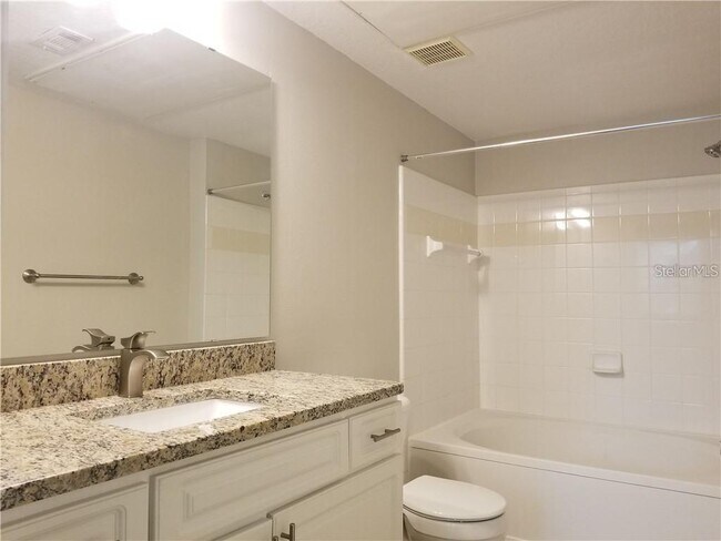 Building Photo - 1910 E Palm Ave