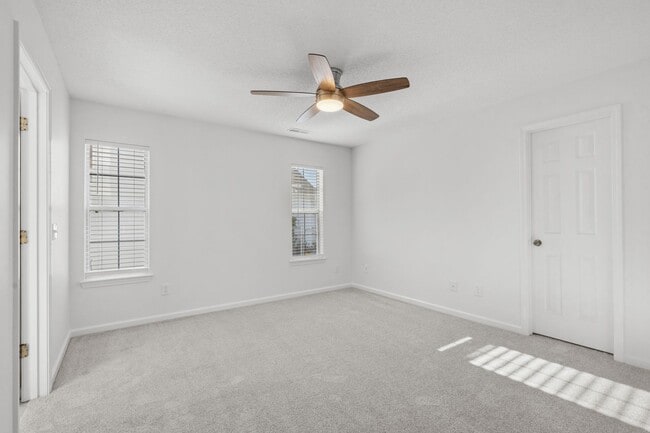 Building Photo - Gorgeous Totally Remodeled 3/3 w/ 2 Car Garage in Surfside-Small Dog Permitted