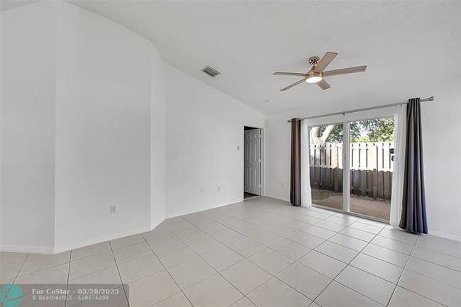Building Photo - 5361 NW 90th Ave