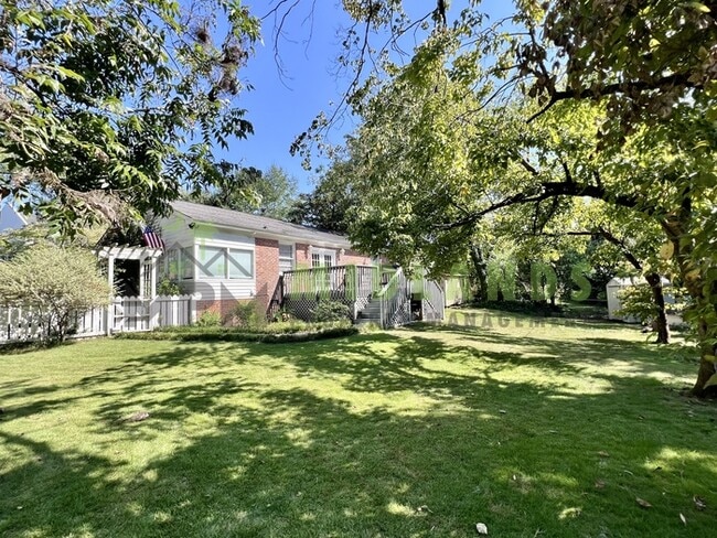 Building Photo - 3410 Hanson Ave