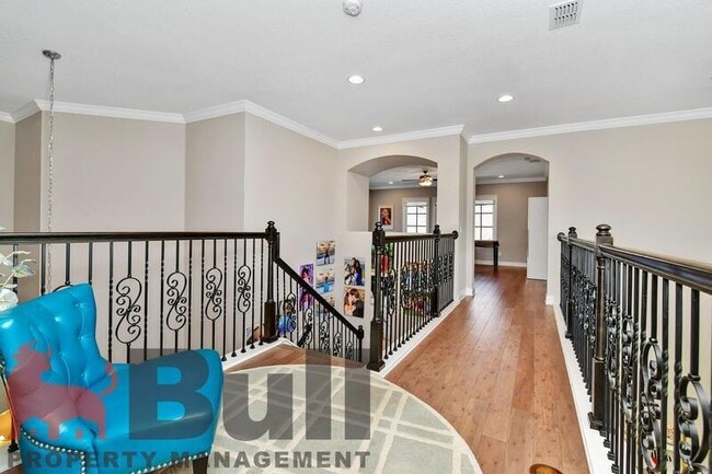 Building Photo - 8233 Canetti St