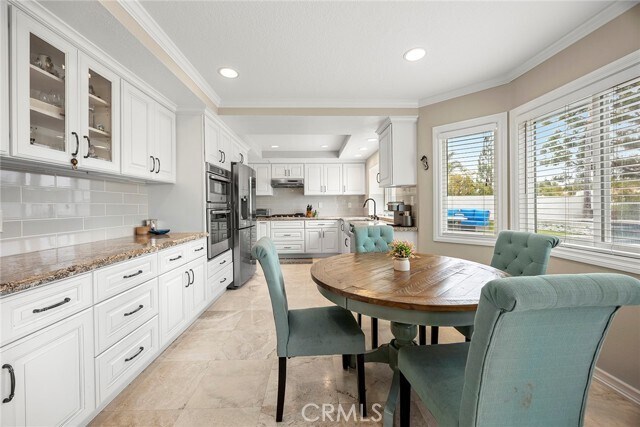 Building Photo - 6 Sand Pointe