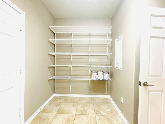 Building Photo - 13710 Clear Trail Ln