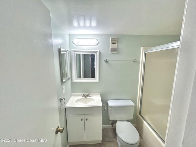 Building Photo - 176 San Juan Cir