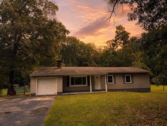 Building Photo - 875 Bowman Rd