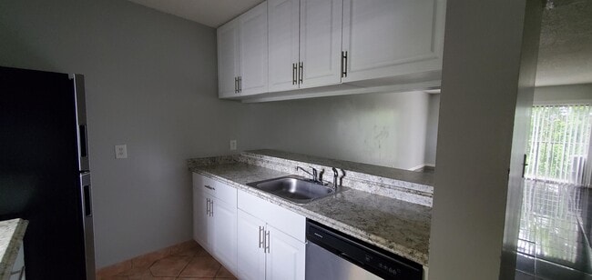 Building Photo - 8540 N Sherman Cir