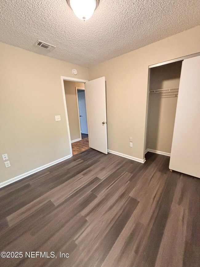 Building Photo - 5219 Brentview Terrace