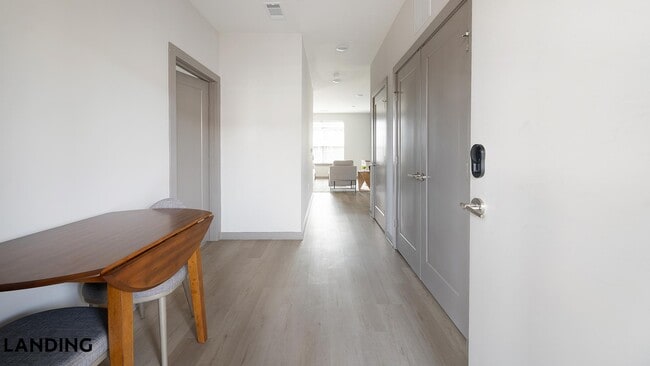 Building Photo - 1801 Meridian St