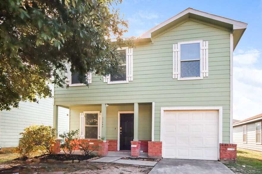 Primary Photo - 21243 Linden House Ct