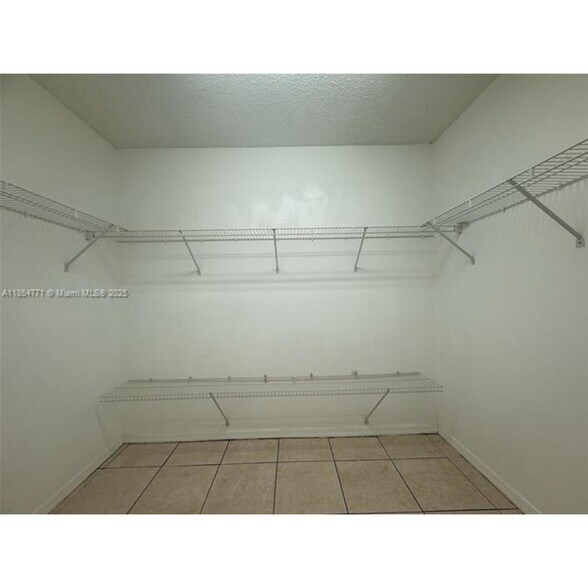 Building Photo - 15801 SW 85th St