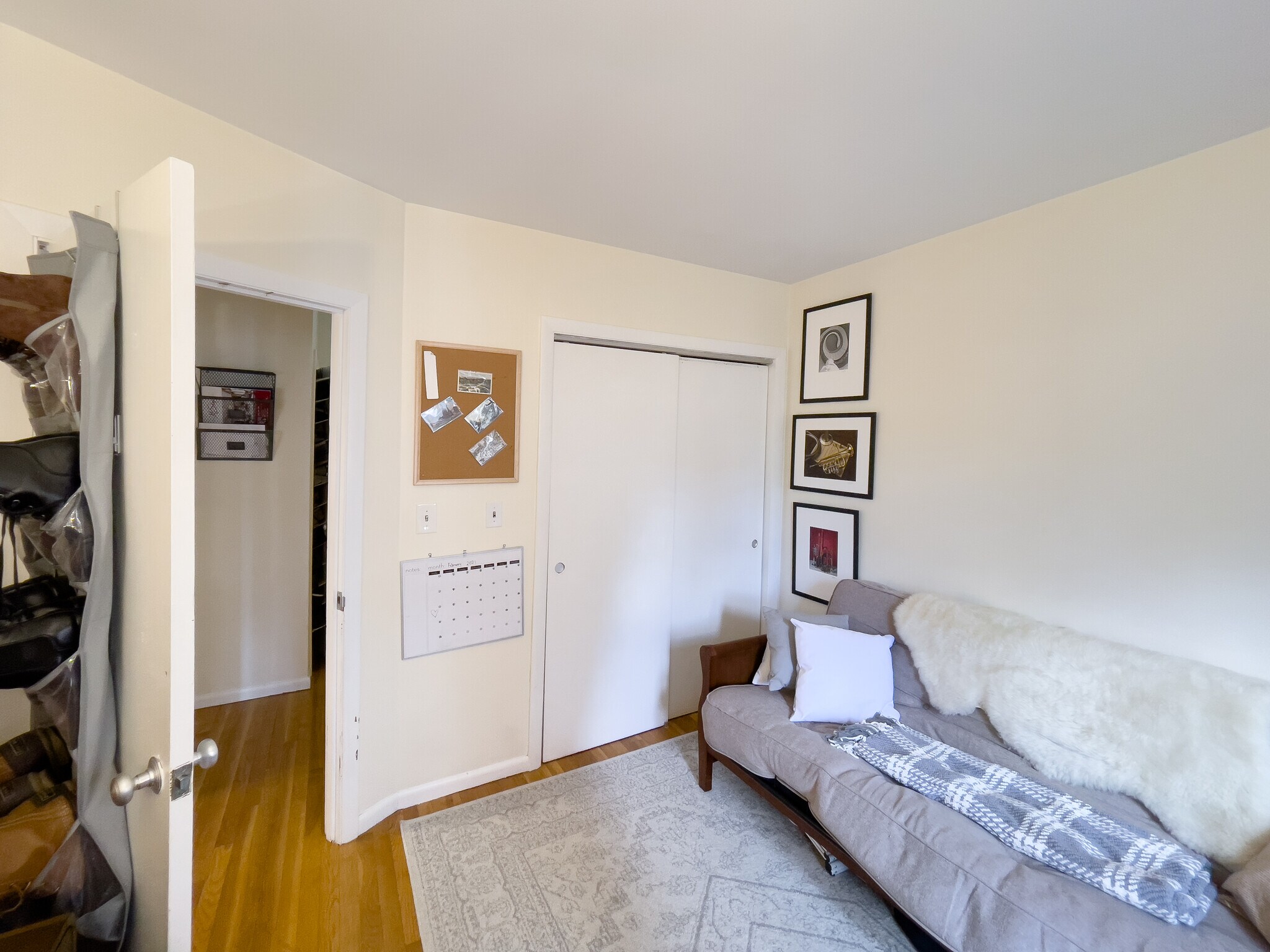 Building Photo - 594 Centre St