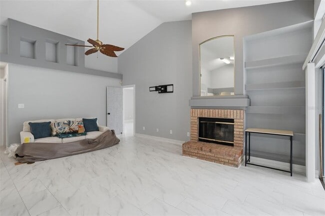 Building Photo - 1608 Imperial Palm Dr