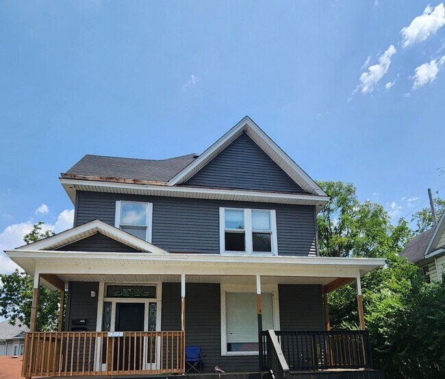 Primary Photo - 312 01-1/2 11th Street