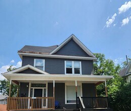 Building Photo - 312 01-1/2 11th Street