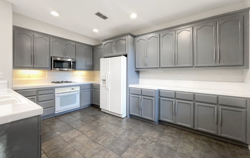 Building Photo - 2060 E Sierra Madre Ave