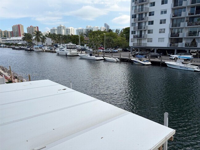 Building Photo - 3690 NE 167th St