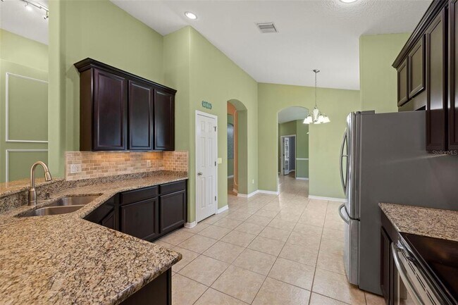Building Photo - 8709 Deep Maple Dr