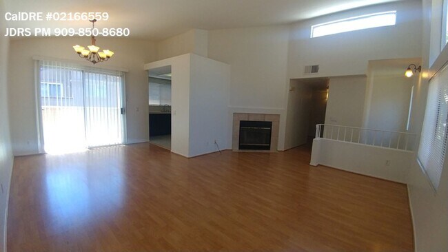 Building Photo - Chino Hills 2 Bedroom Townhome